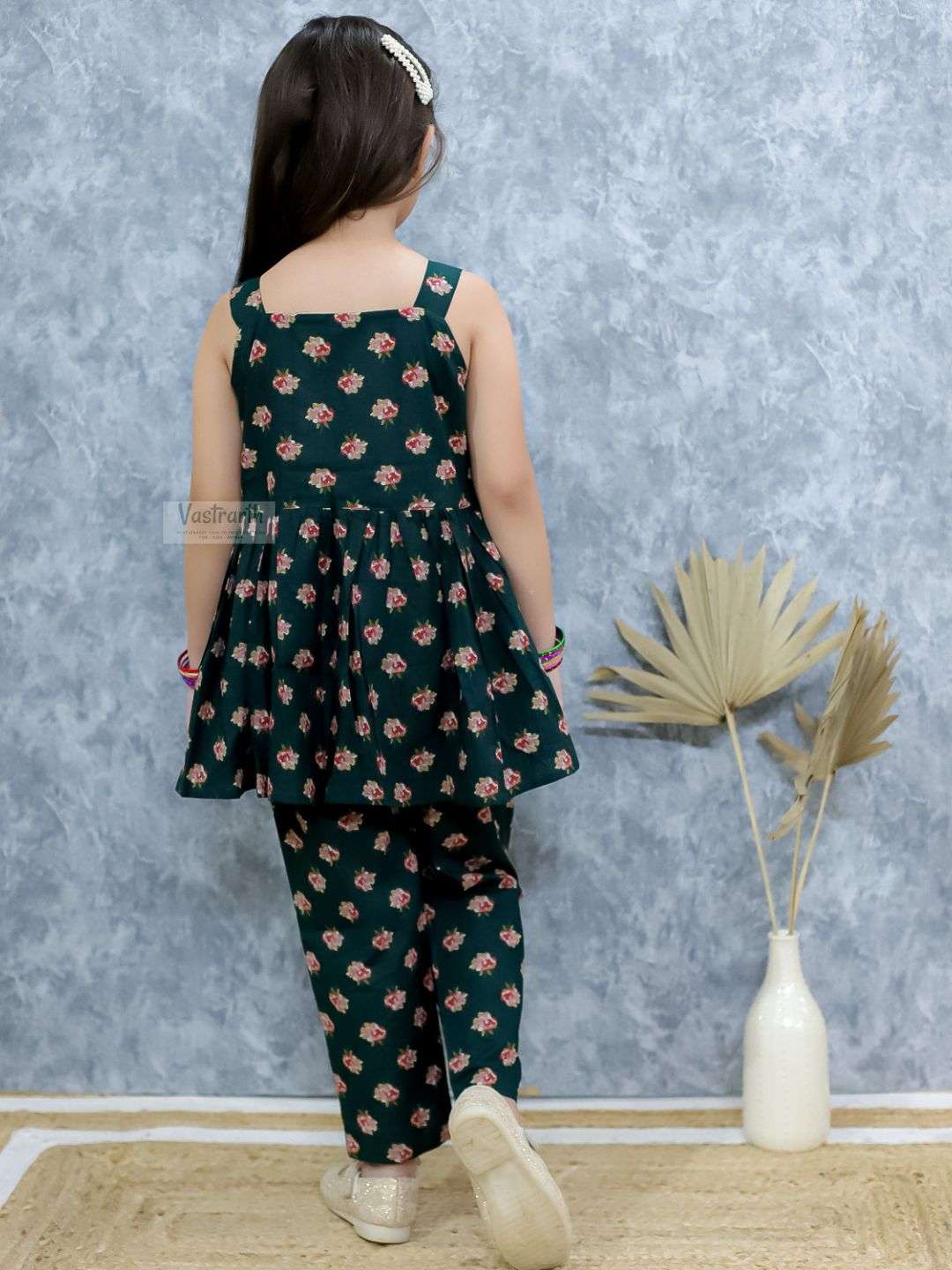 Green Floral Charm Coord Set - Image 3